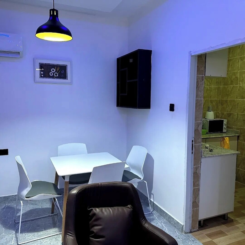Bott Apartment