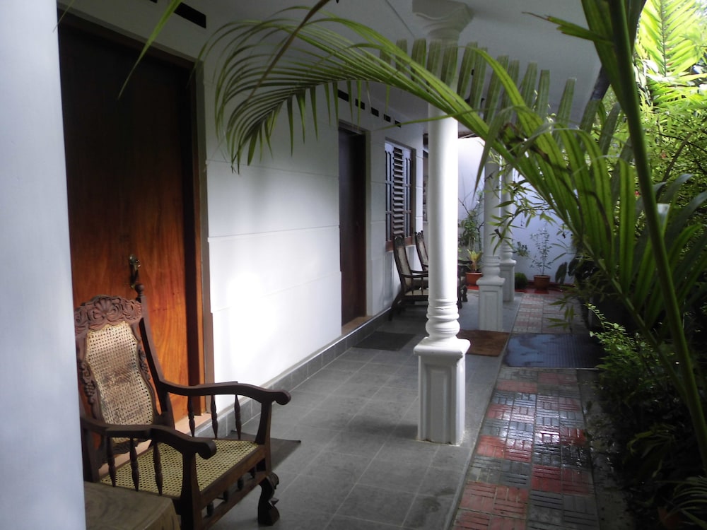 ExtremeHost Guest House