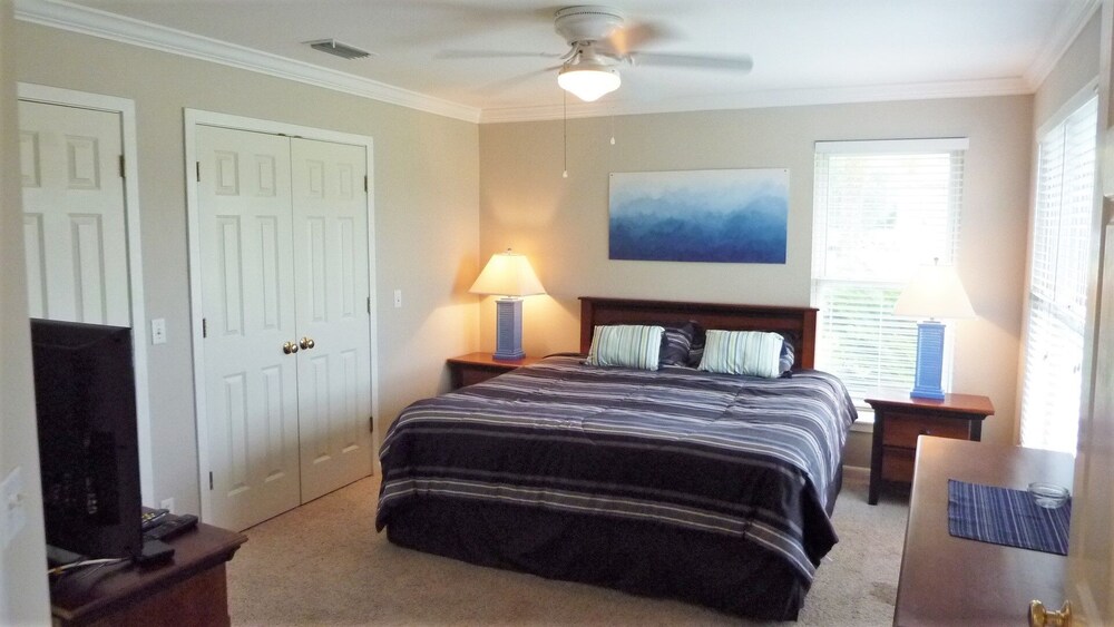 Guiding Light Unit C - Groundfloor 2 Bedroom Apts view 2