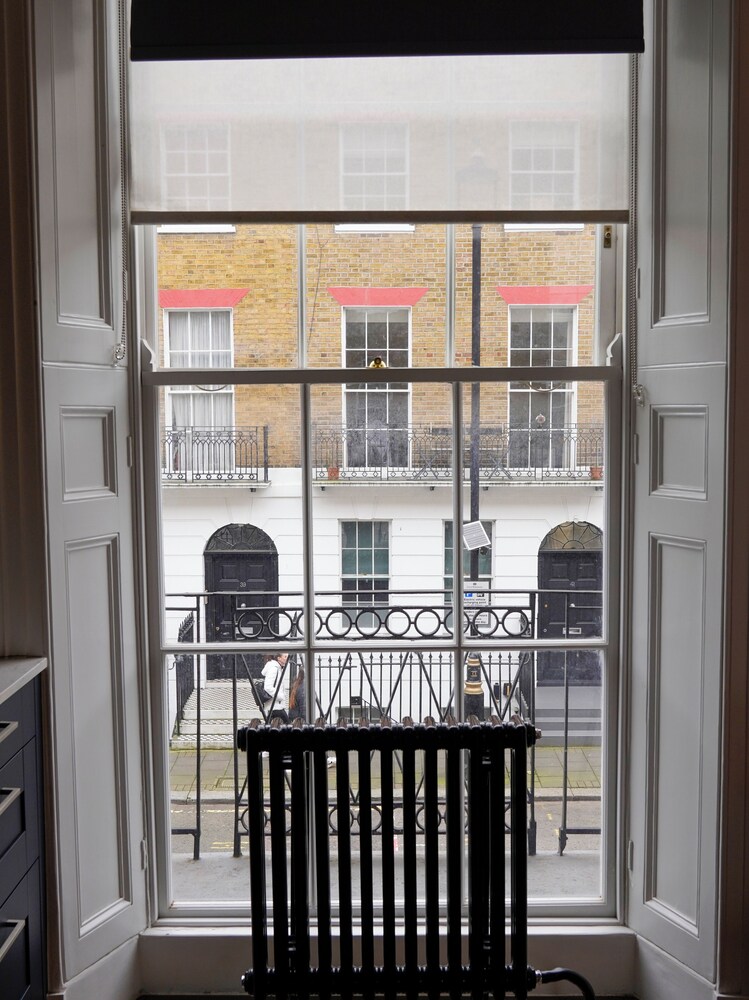 Imperial York Street Apartments