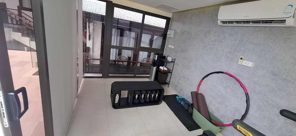 Luxury Seaview 6 Bedrooms With Infinity Pool Villa, Private Gym, Superfast Wifi