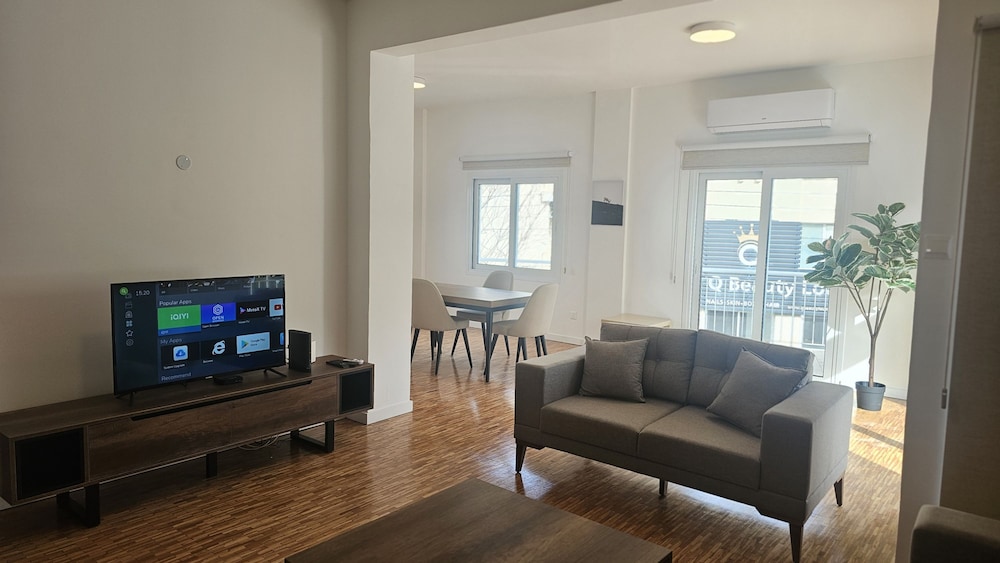 92 NIC - Stay Hydra Comfort Apartment