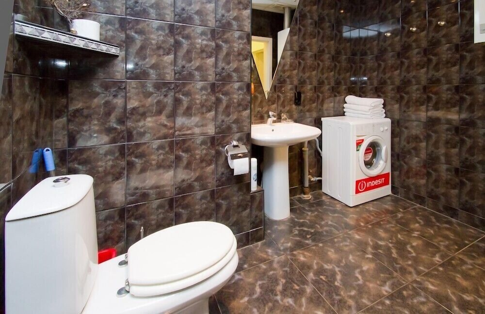 Alma Apartments
