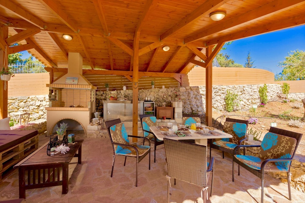 Villa Aclando With Private Swimming Pool