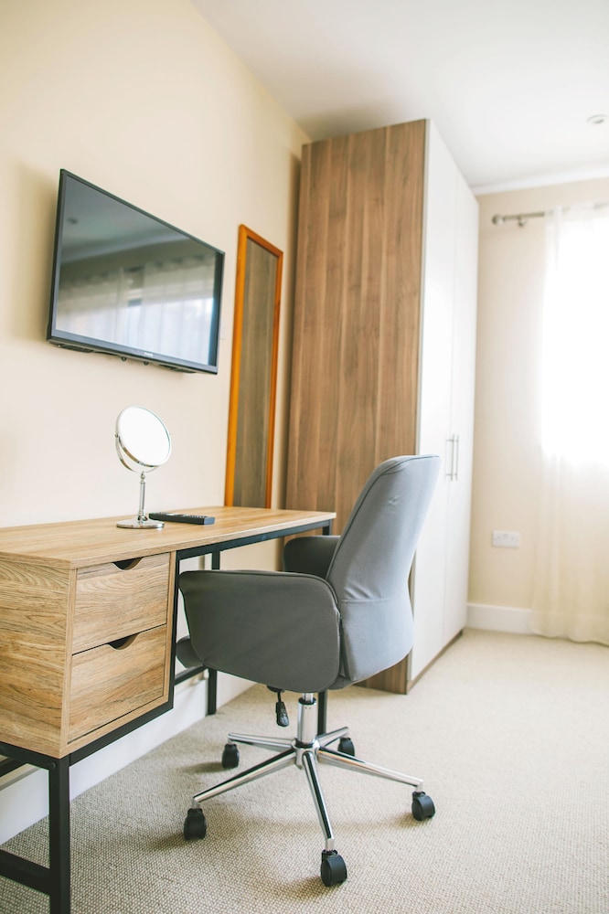 Accomodo London South Kensington - Elegant 3 Bedroom Apartments near Museums