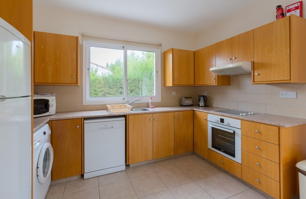 Villa Dalia Large Private Pool Walk to Beach Sea Views A C Wifi Eco-friendly - 2326 view 4
