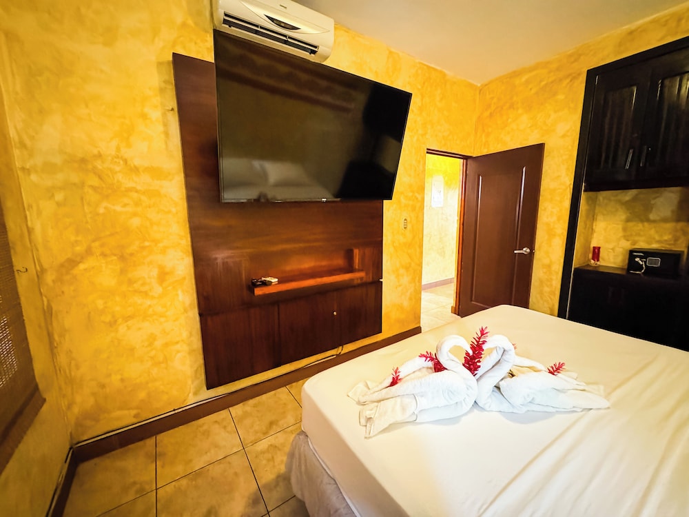 Villas Le Suisse Monterrico