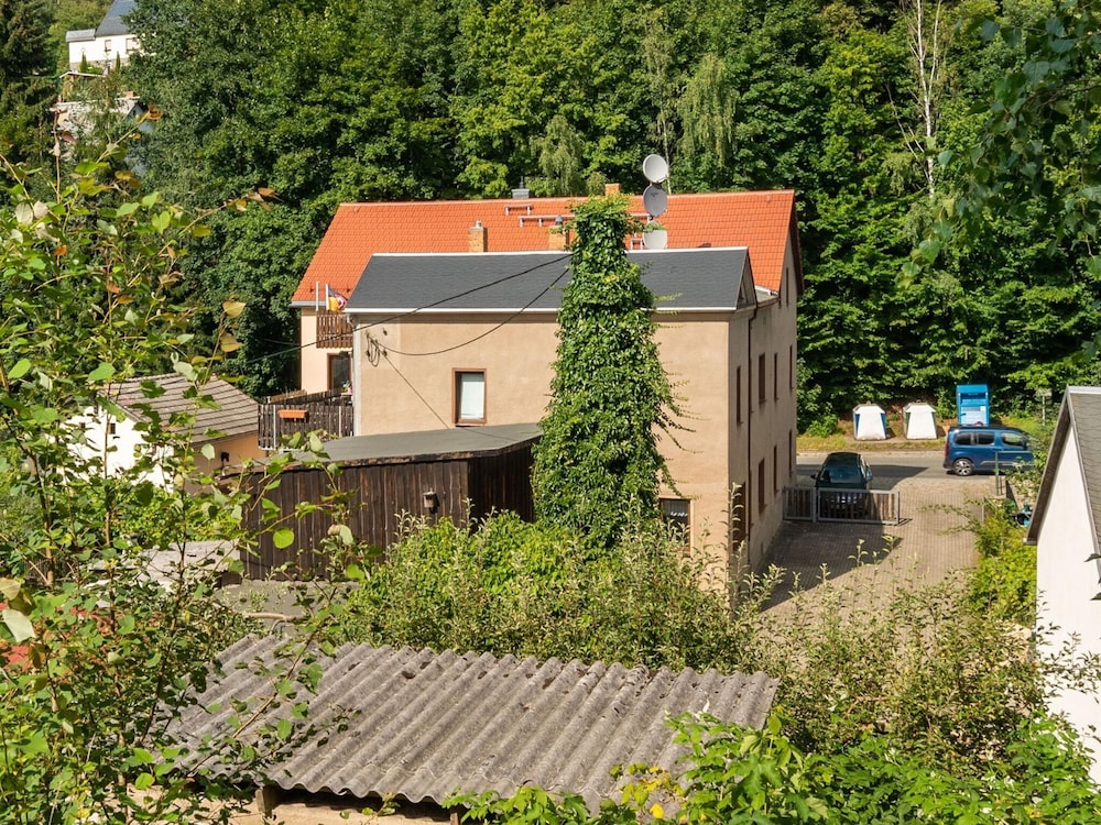 Modern Apartment in Sebnitz With a Terrace in Sebnitz
