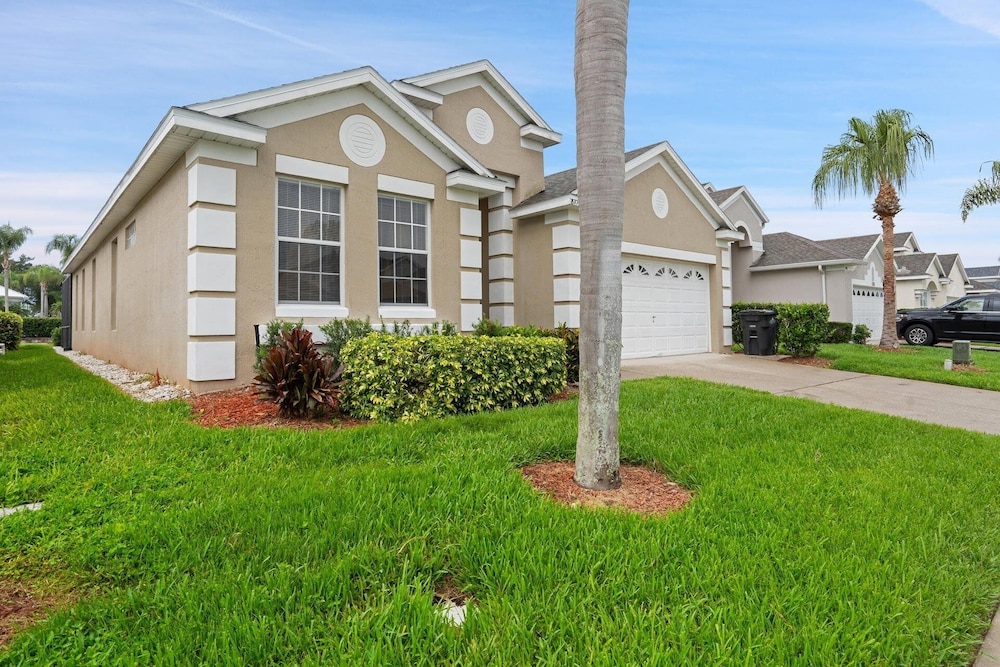 Windsor Palms Resort 4 Bedroom Pool Home + Game Room 4 Home