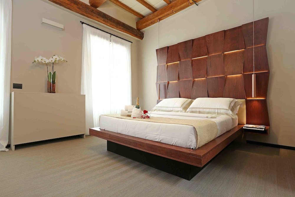 Hotel Unicum Vite - Image 1