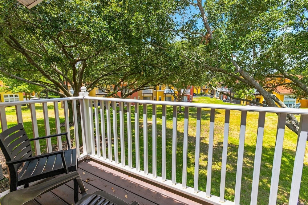 Emerald Island Resort 3 Bedroom Townhome Close to Disney! 3 Townhouse