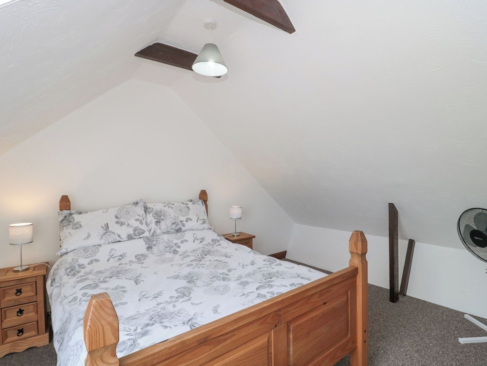 Mistletoe Cottage