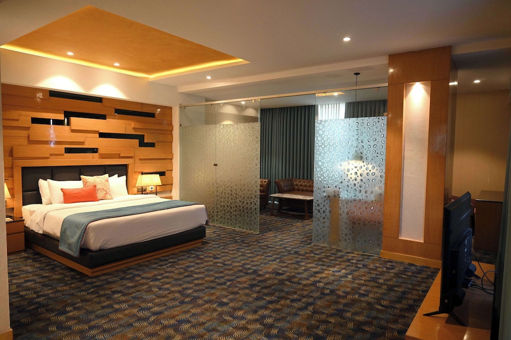 Ramada Plaza BY Wyndham Jammu Vijaypur