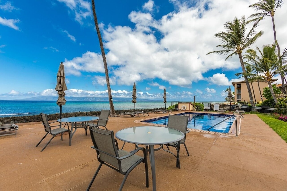 Hale Kai by Coldwell Banker Island Vacations