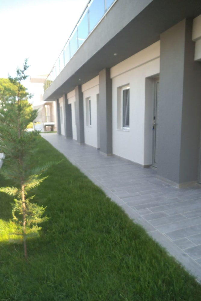 Finikas Garden Beach Resort Nikiti