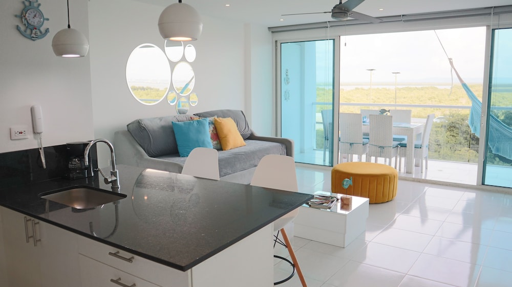 1M3-4 APARTAMENTO CERCA AL MAR CON WIFI view 4