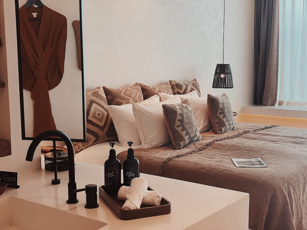 Dalian Sishi Jingyu Beach Resort Hotel
