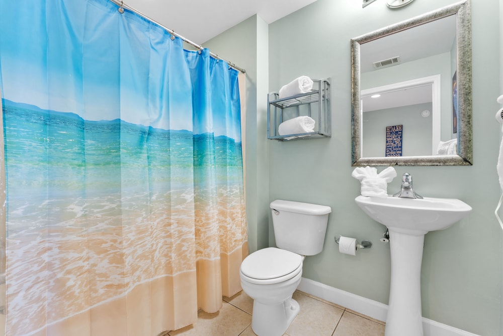 Splash Beach Resort by Panhandle Getaways