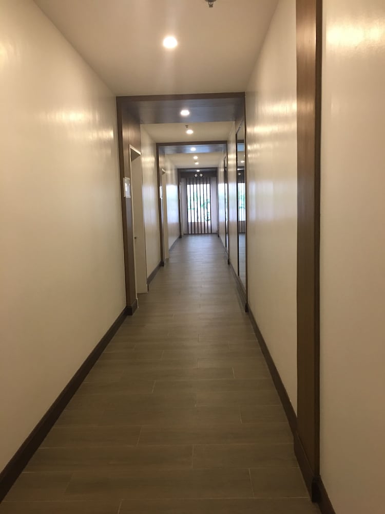 Robinland Residences - Hostel