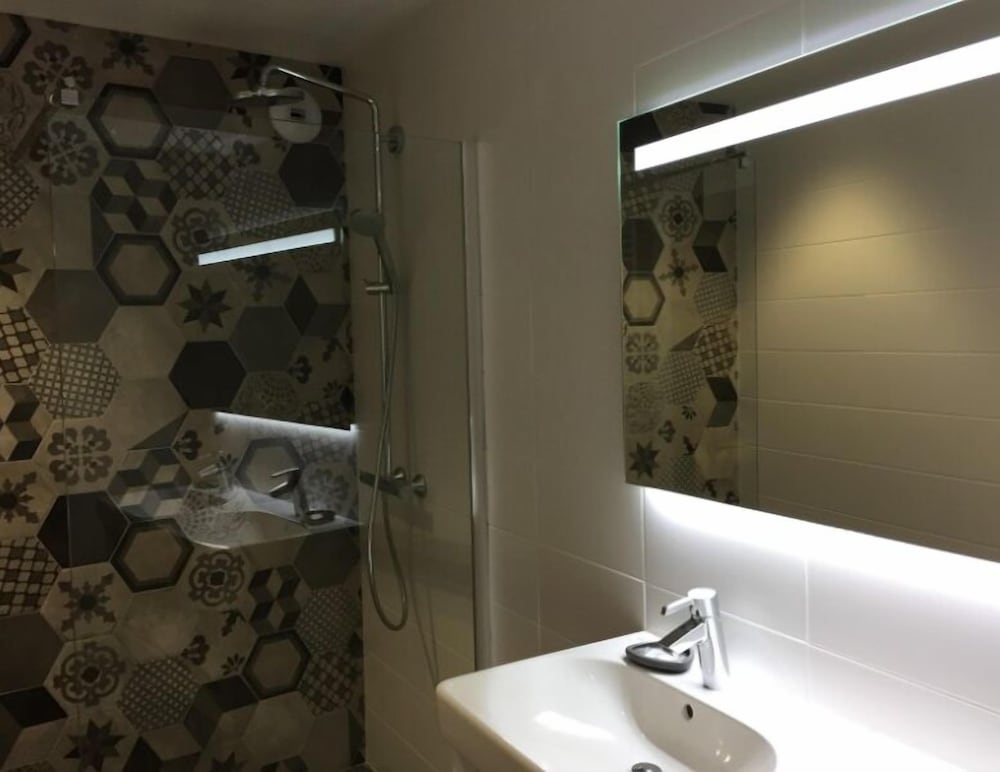 Le Clos Du Miroir