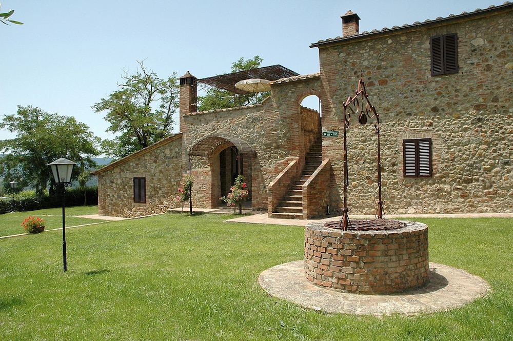 Photo 47
