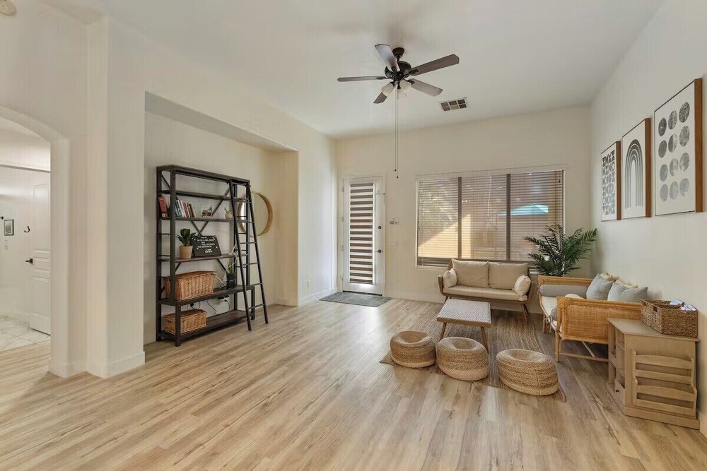 Chandler Hideaway - Relax & unwind