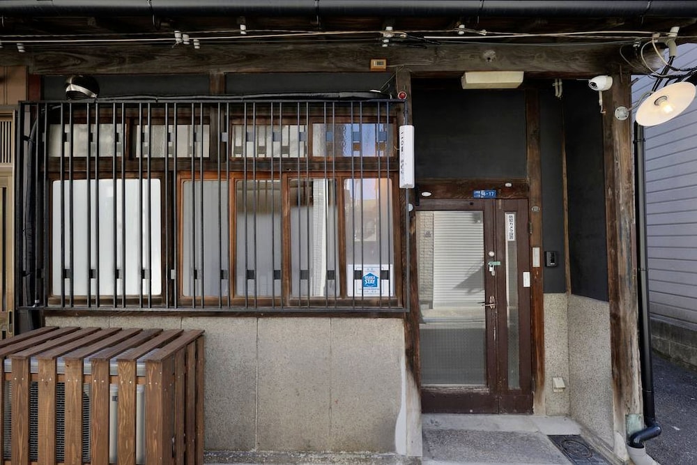 The Wonder At Stay-Machiya Karahori-