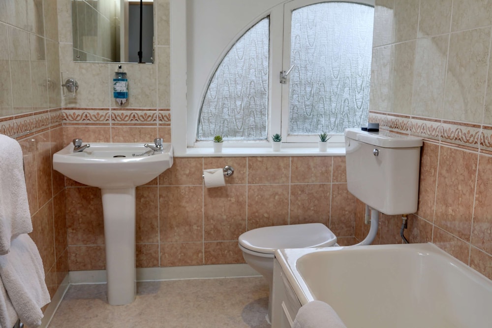 Perth Vacations - Best Western Queens Hotel - Property Image 12