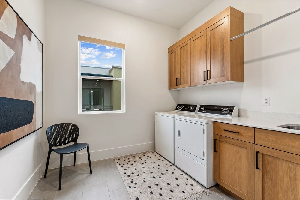 Villa #36 At Bloomington Country Club 4 Bedroom Townhouse