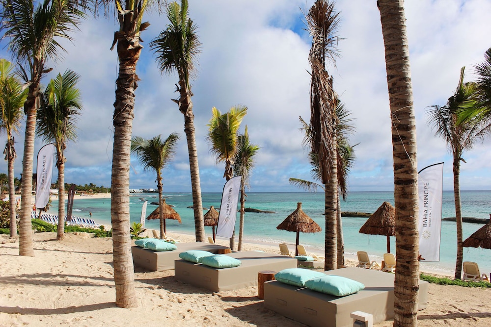 Bahia Principe Vacation Rentals - Four-Bedroom House