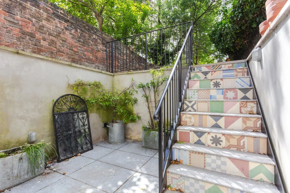 Stunning 2 Bedroom House in Peaceful London Fields