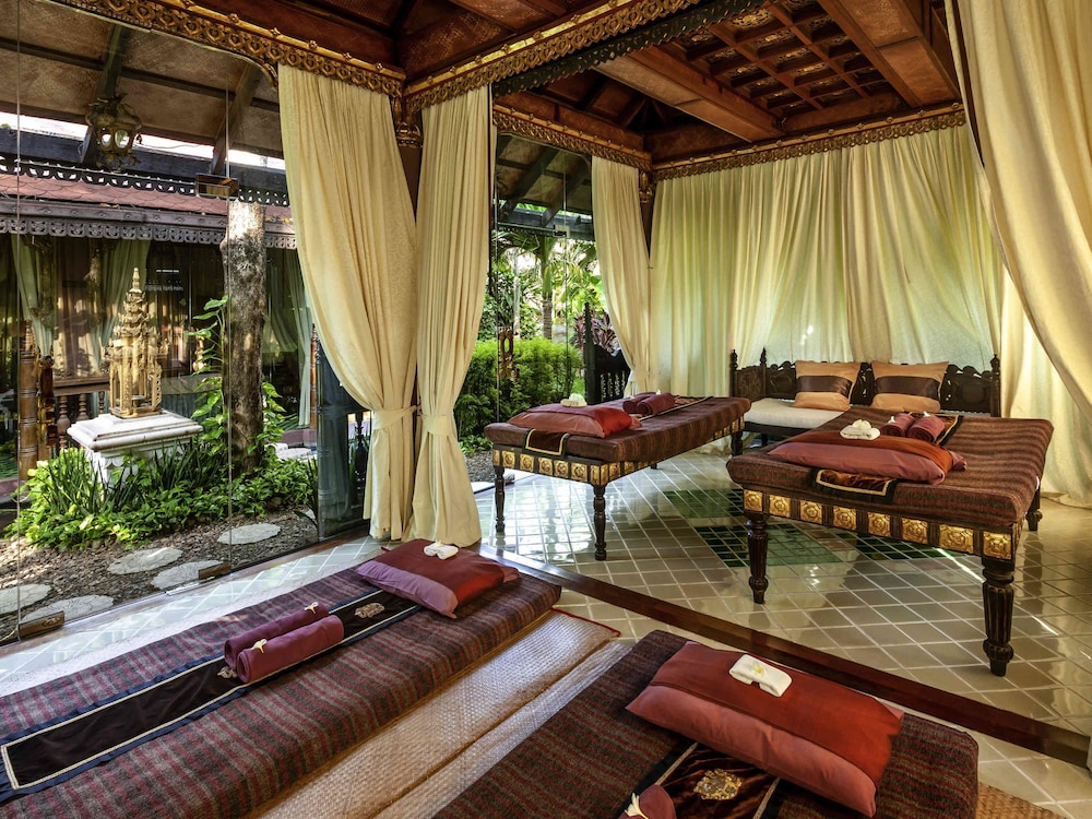 Mercure Mandalay Hill Resort