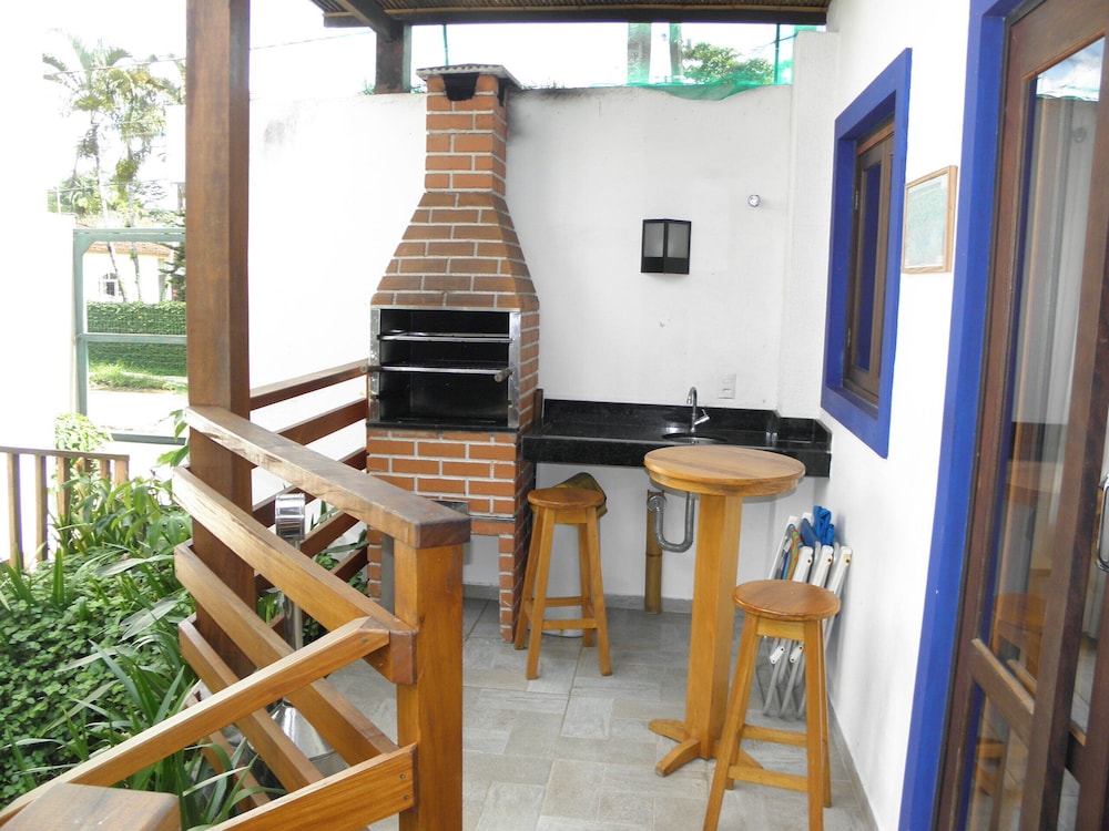 Vila Dos Manacás