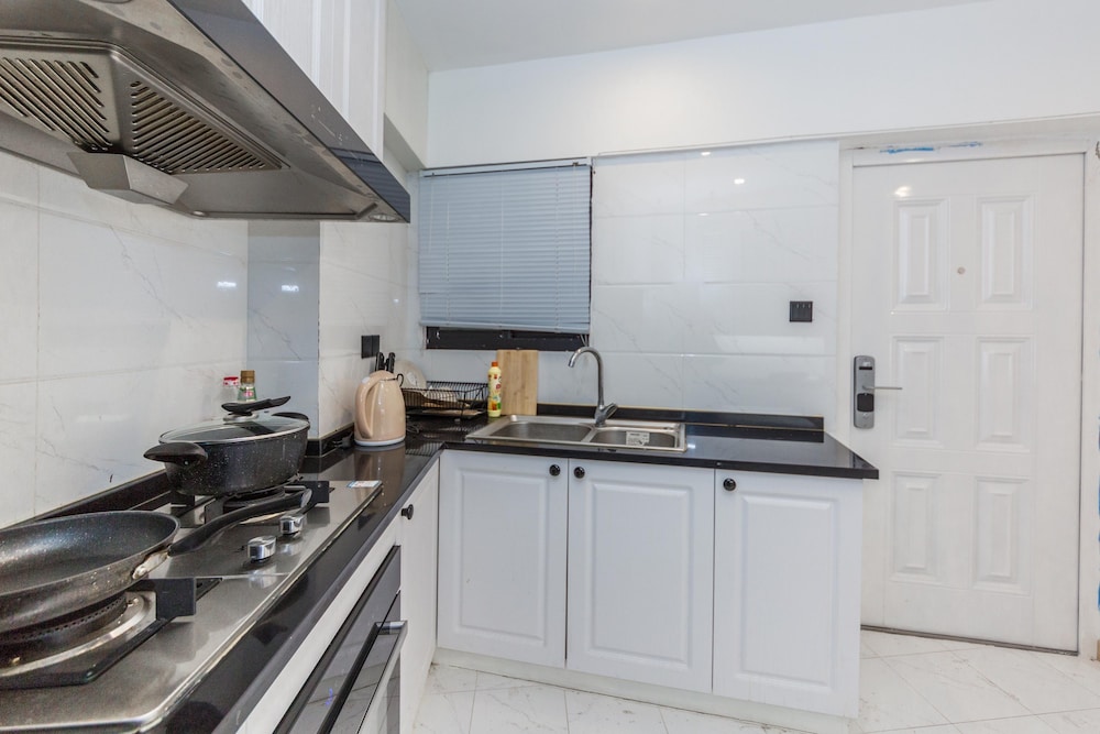 Henry's Apartment South Maoming Road