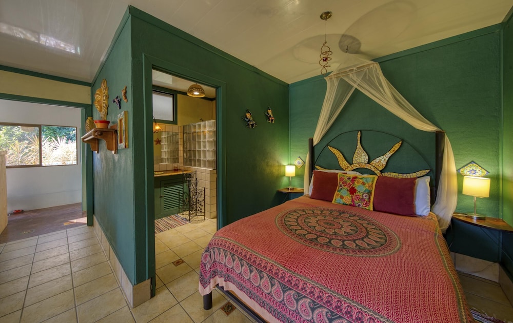 Lucky Bug B & B