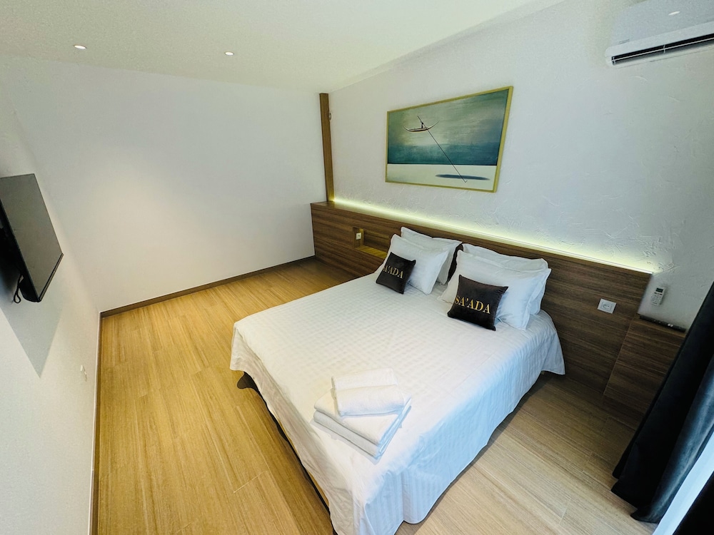 saada boutique studios