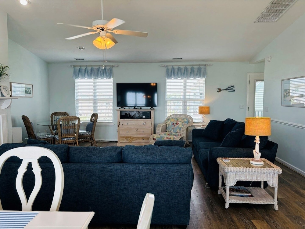 Seascape - 3 Br Home