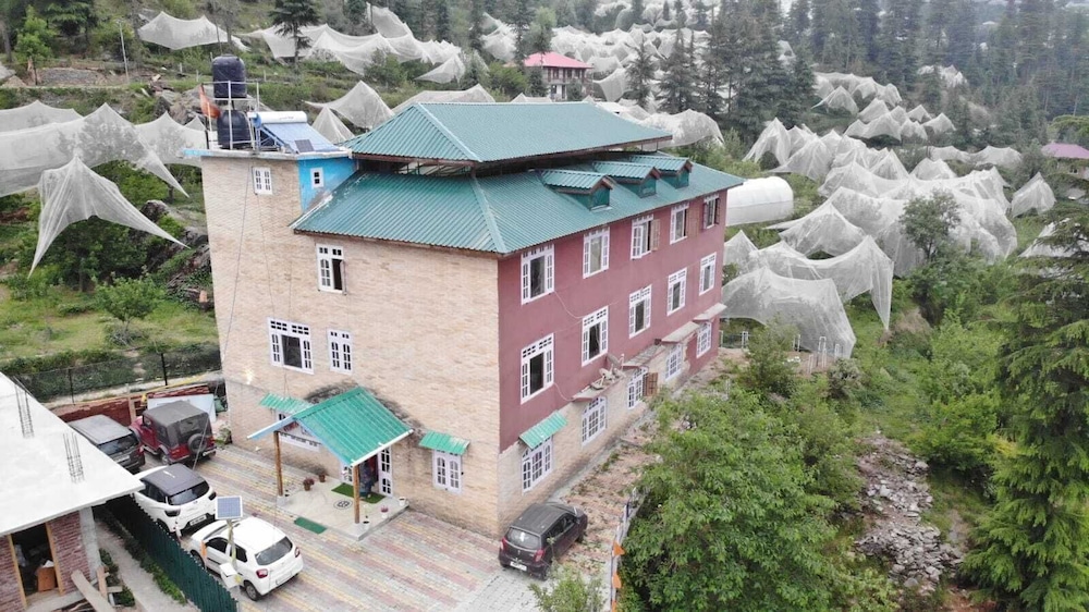 Varindavan Hotel & Restaurant