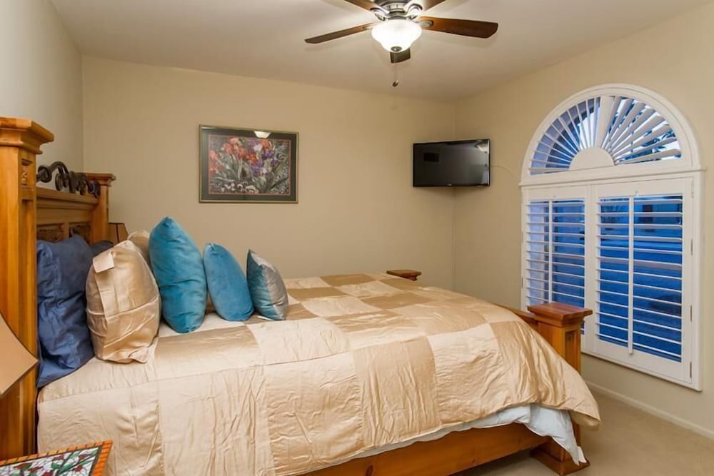 Thunderbird By Signature Vacation Rentals