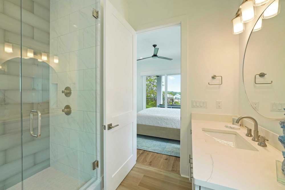 30A Serenity Skies by Avantstay Sleeps 19 Pool + Golf Cart