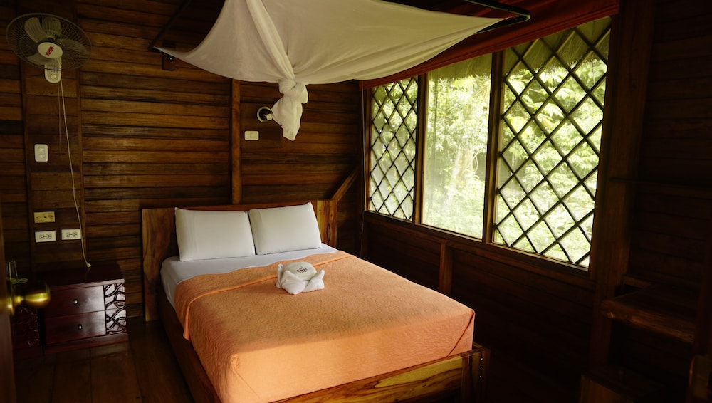 Sani Lodge