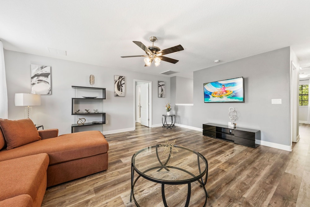 1417 Rolling Fairway Dr