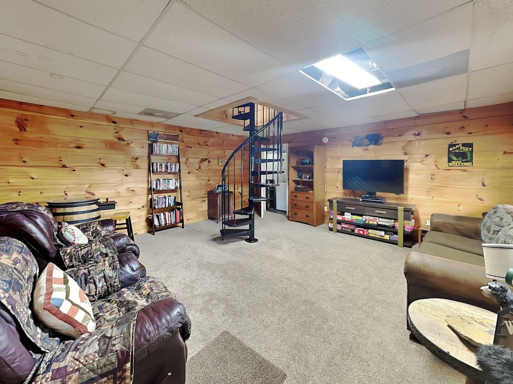 Scooter Bears Den by Jackson Mountain Rentals