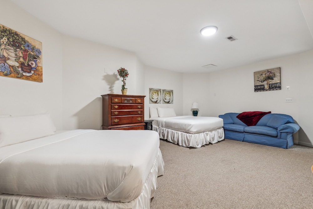 Columbia Vacations - The Columbia Inn at Peralynna Manor - Property Image 37