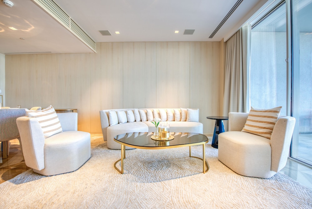 Five Palm Jumeirah Residences -Mint Stay