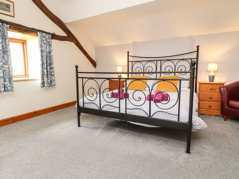 Ingleborough Barn