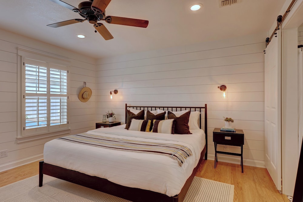 Wanderers Retreat House