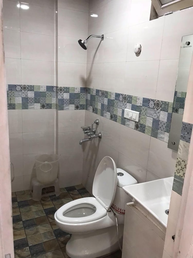 Jasmine Hotel Mall Road Dalhousie