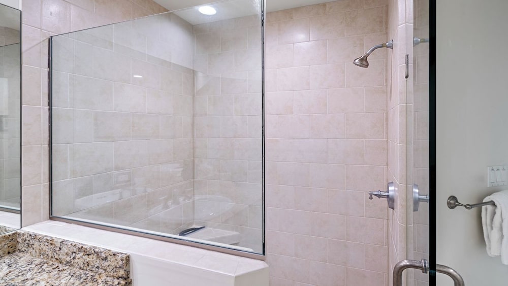 Updated Townhome Ocean View Private BBQ & Lanai - Vrkcv