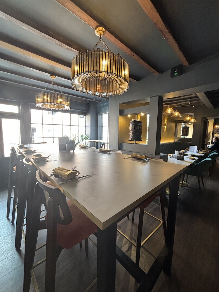 Yak & Yeti Hotel